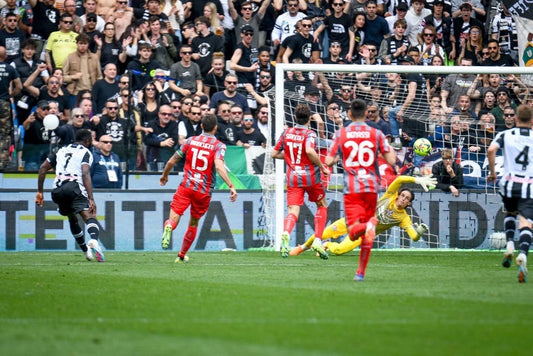 Isaac Success goal vs Cremonese