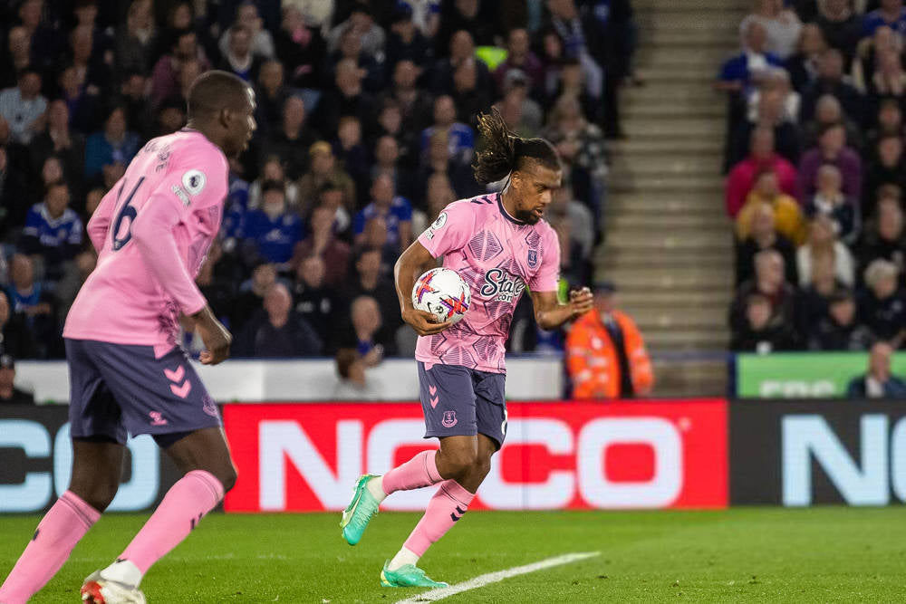 Alex Iwobi goal vs Leicester City