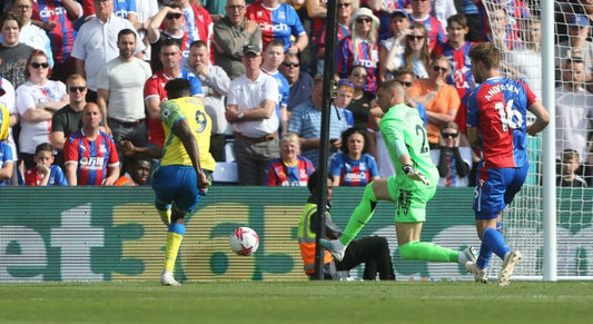 Taiwo Awoniyi goal vs Crystal Palace