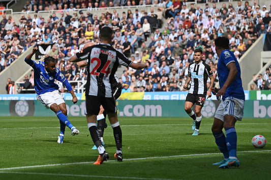 Ademola Lookman goal vs Newcastle